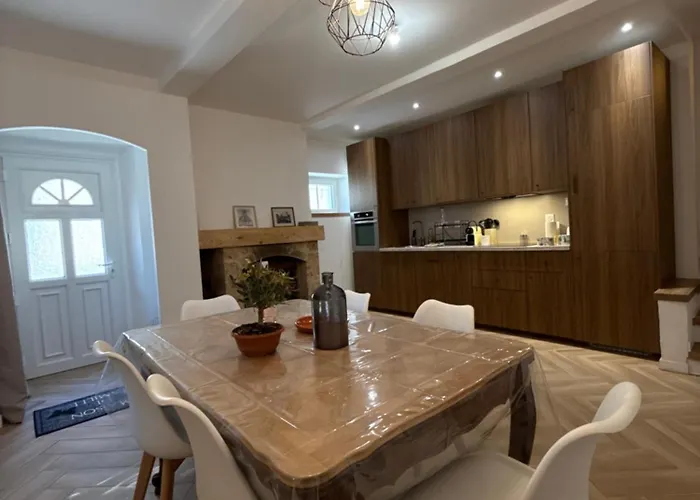 Le Cadran Solaire